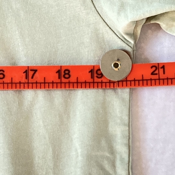 Preloved Reclaimed Vintage Men's Mint Green T-Shirt with Artistic Print fits M - Picture 11 of 11